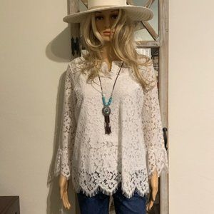 NWOT Rafaella Lace 3/4 sleeve top with built in camisole